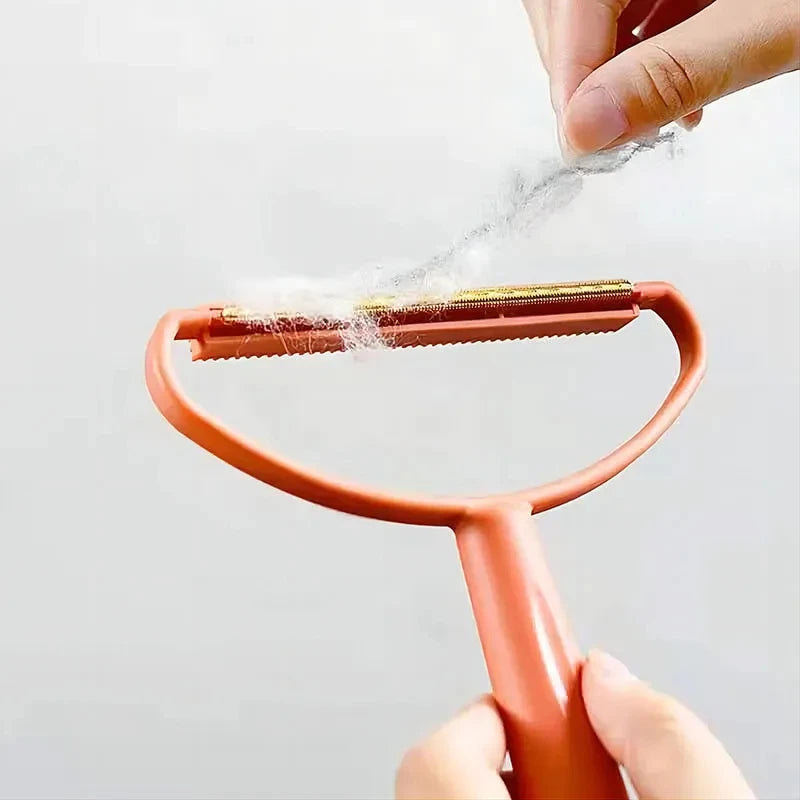 Portable pet hair lint remover for Dogs and Cats.